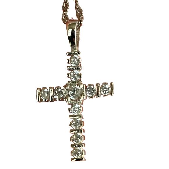 ML#2 Lovely Cz & Sterling 925 Cross& 18” Sterling Chain - Picture 5 of 8